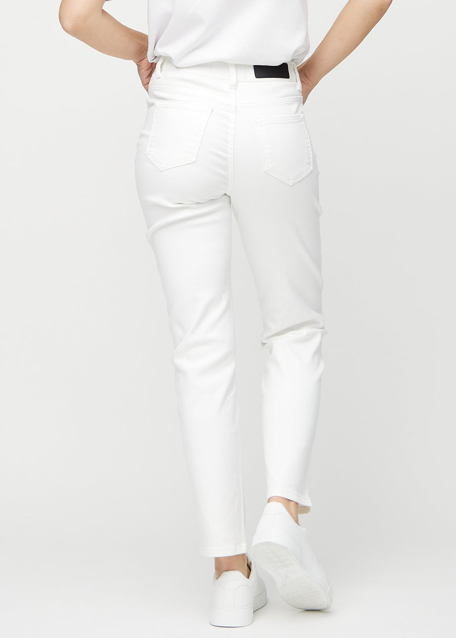 Regular jeans for women in white, color Marguerites. Back view on a model, showing the full fit.