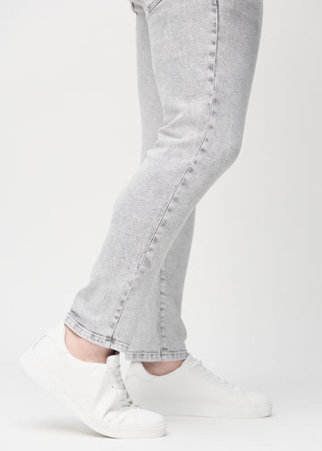 Plus-size model&